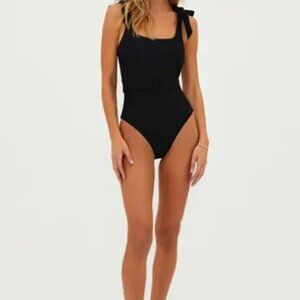 NWOT Beach Riot Sydney Belted One-Piece Swimsuit Size Medium Red